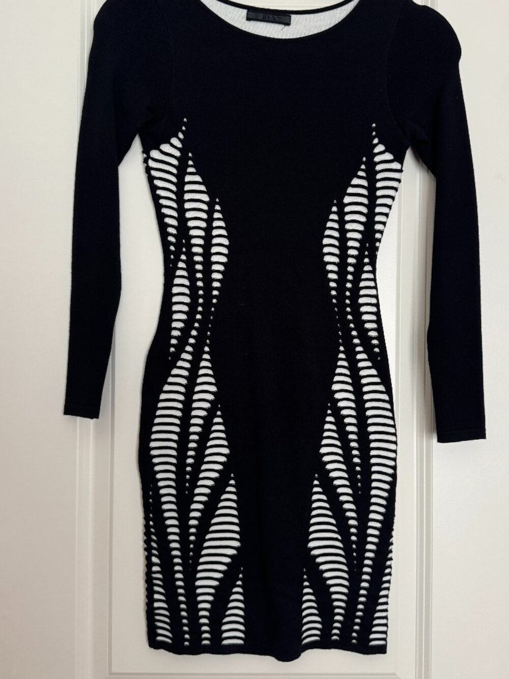 RVN Black White Graphic Cutout Knit Bodycon Long Sleeve Mini Dress XS